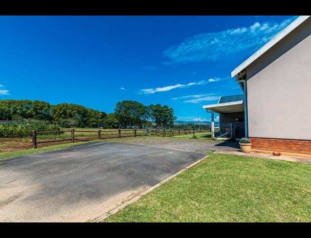 3 BEDROOM TOWNHOUSE FOR SALE IN GREENDALE